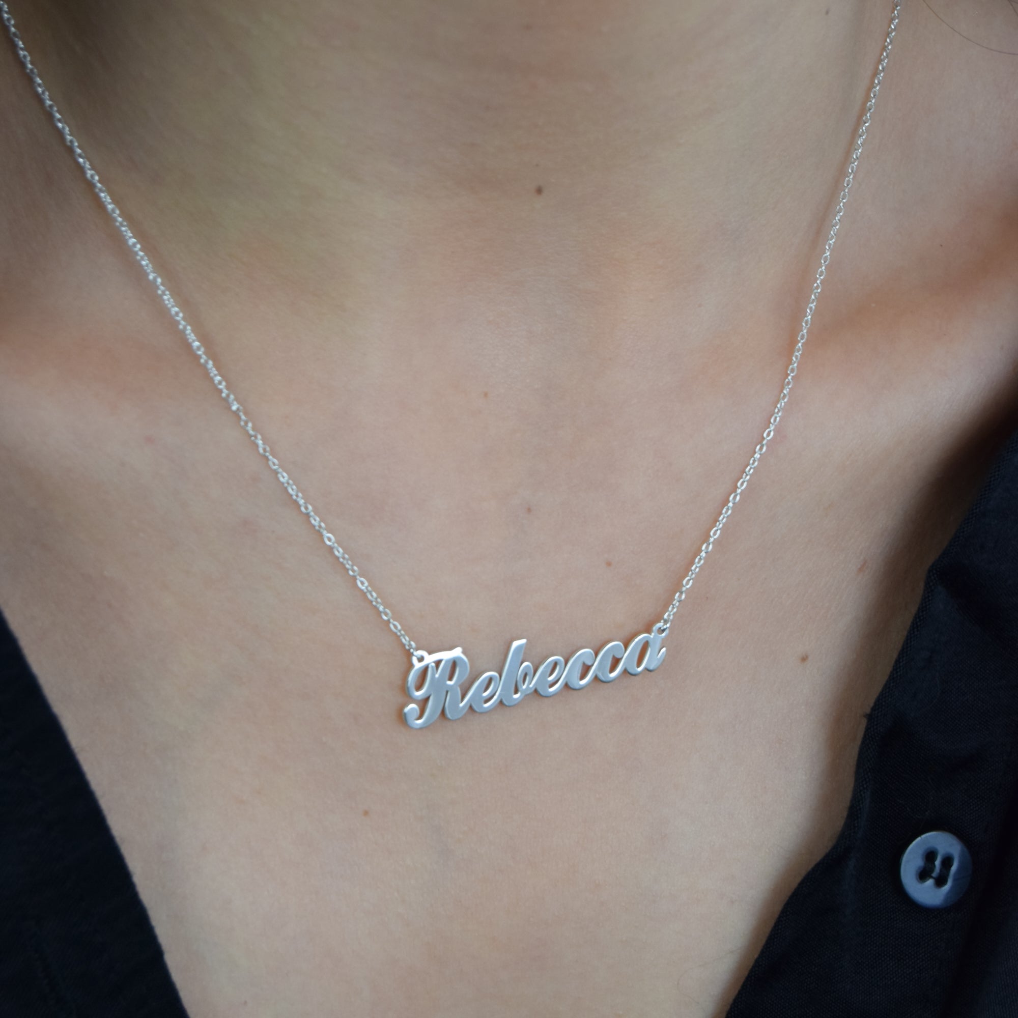 Carrie Name Necklace