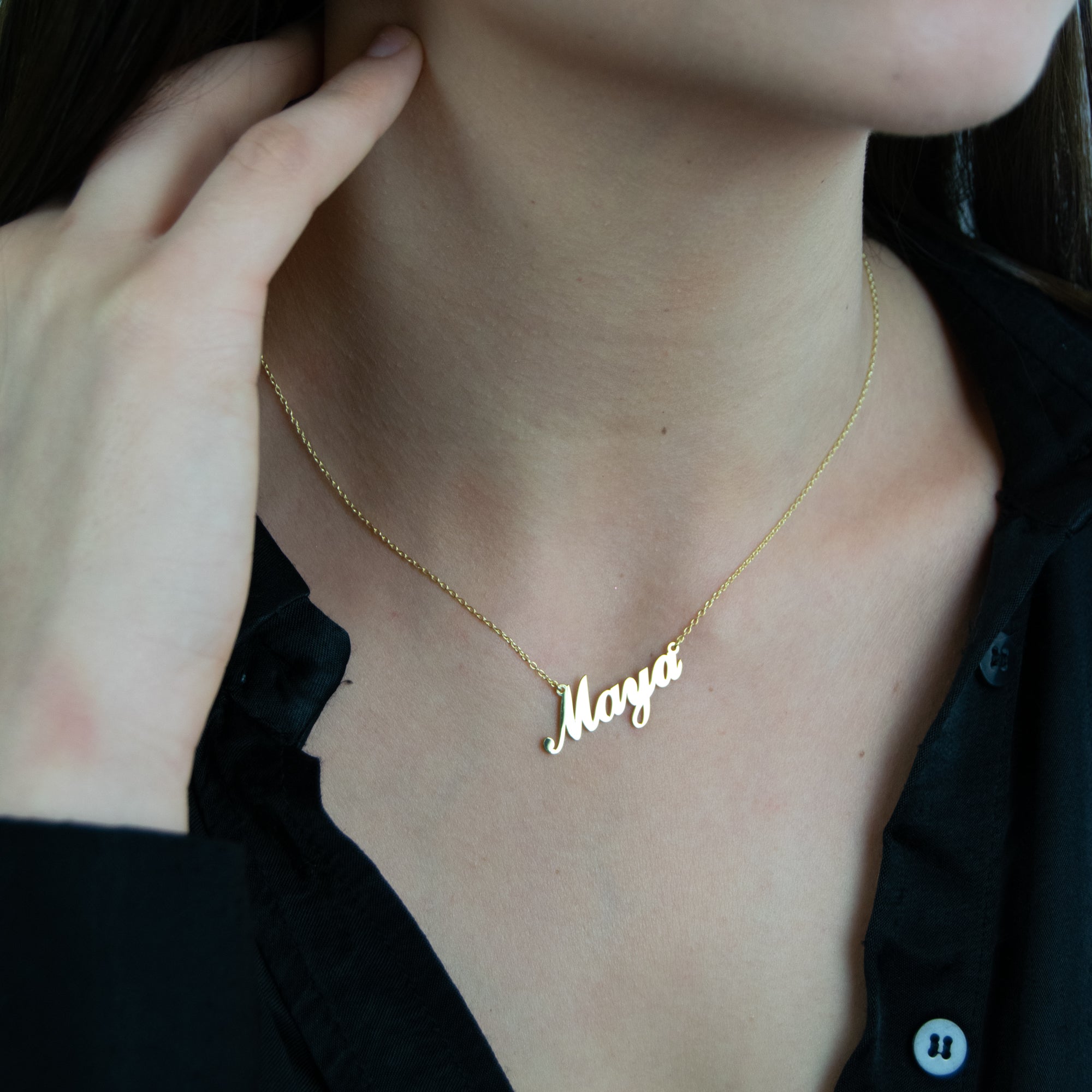 Carrie Name Necklace