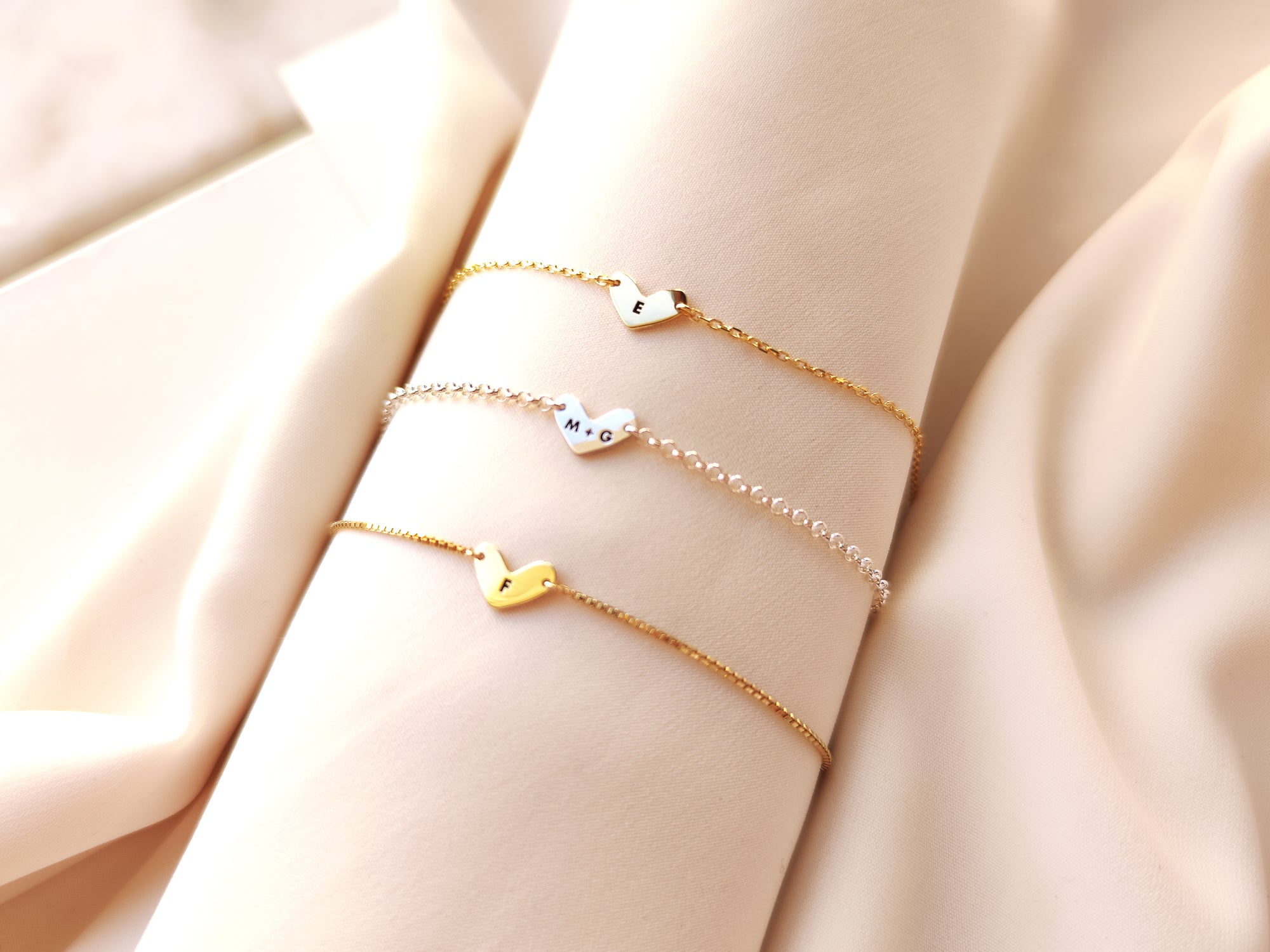 Dainty Heart Bracelet